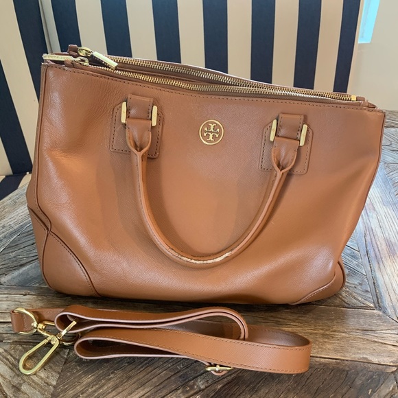 Tory Burch Handbags - VGUC Tory Burch Robinson Tote